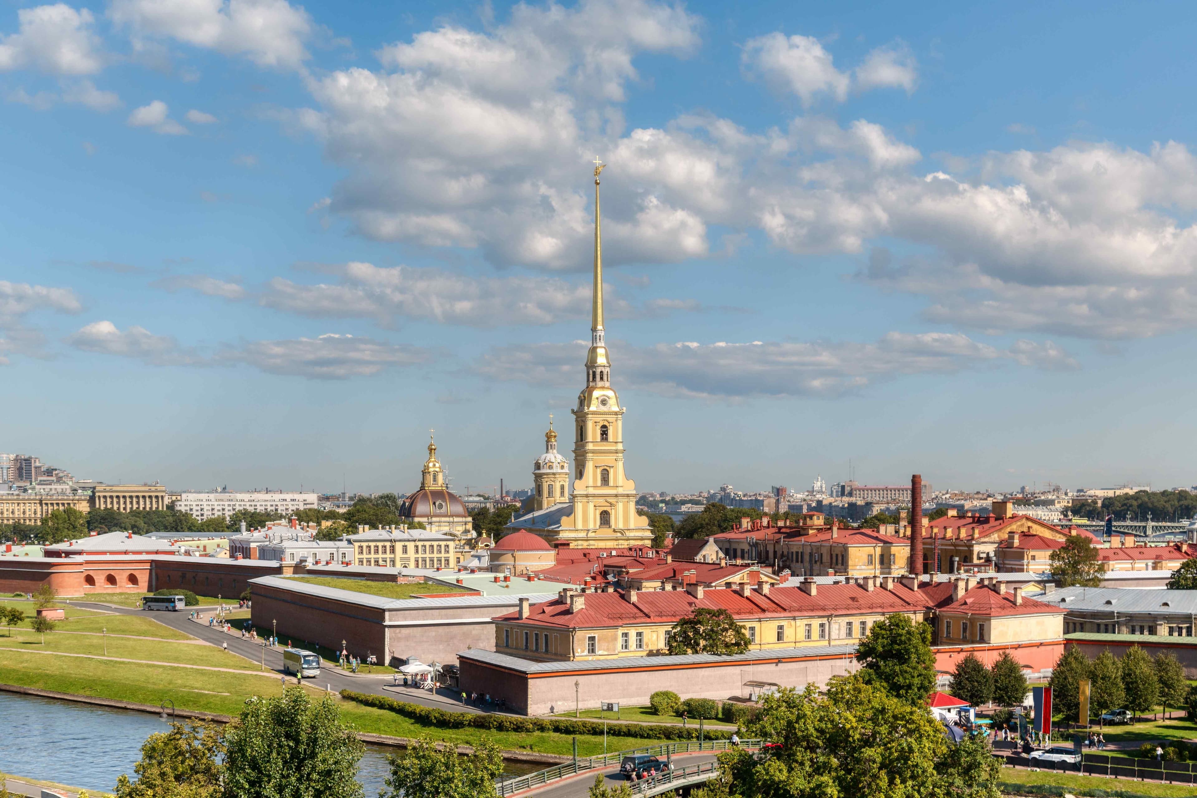 автобусная экскурсия с посещением Петропавловской крепости со скидкой до 58%